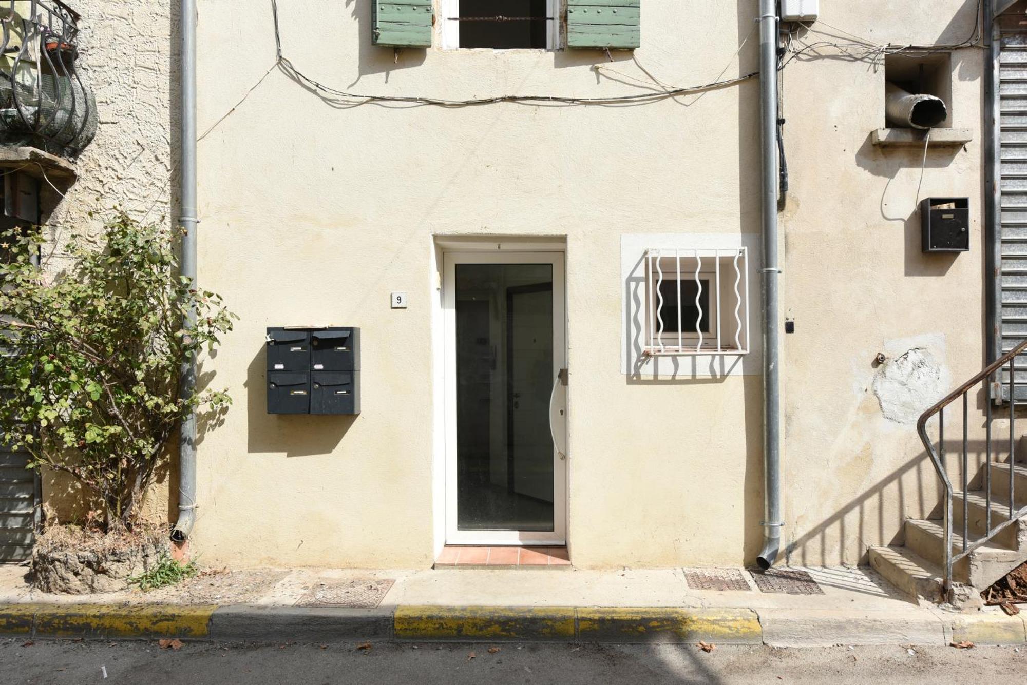 Provencal Studio Netflix Appart-Hotel-Provence La Fare-les-Oliviers 外观 照片